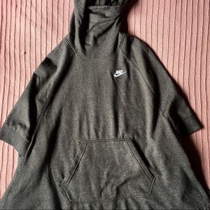 NIKE WOMANS HOODIE/PONCHO